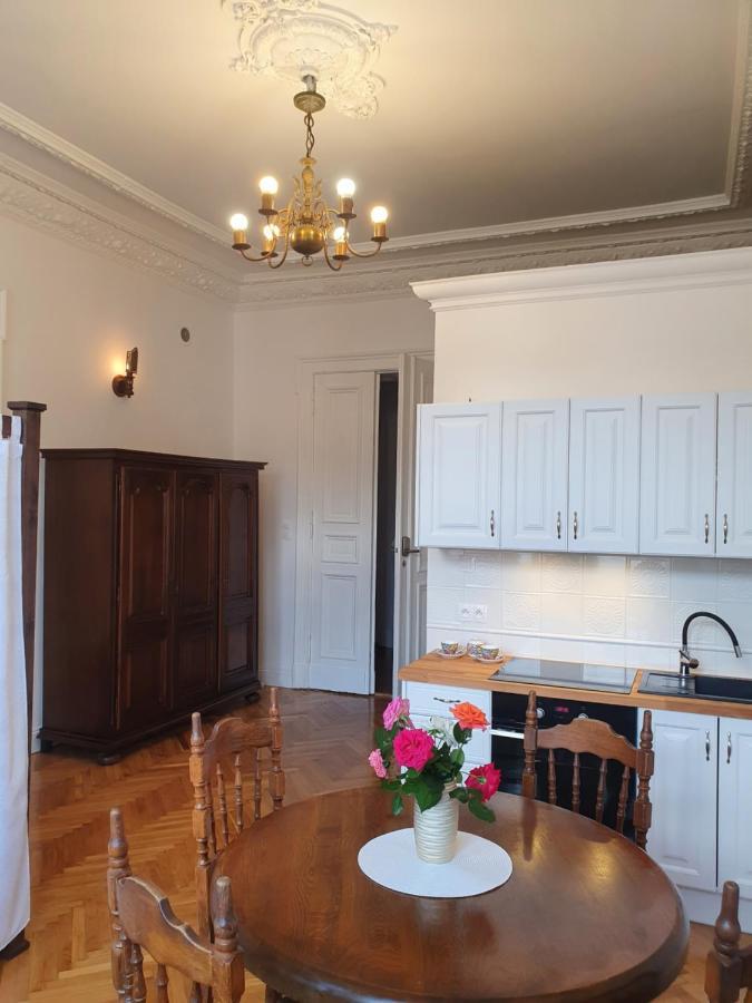 Prestige Aparthotel Piotrkowska 82 - Wyjatkowy Widok Na Deptak Łódź Extérieur photo