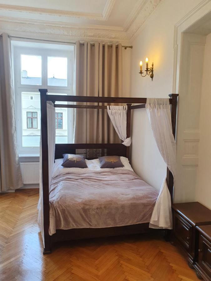 Prestige Aparthotel Piotrkowska 82 - Wyjatkowy Widok Na Deptak Łódź Extérieur photo