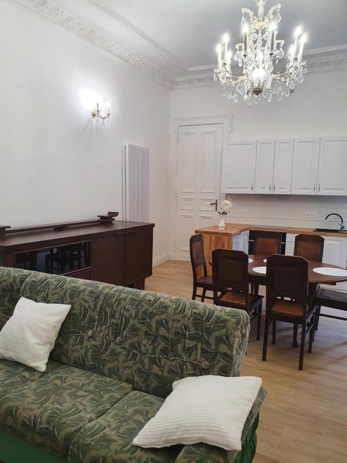 Prestige Aparthotel Piotrkowska 82 - Wyjatkowy Widok Na Deptak Łódź Extérieur photo